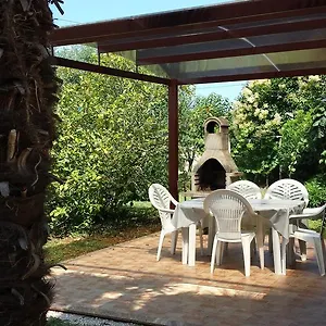 https://apartments-lana-umag-52470.in-istria.net